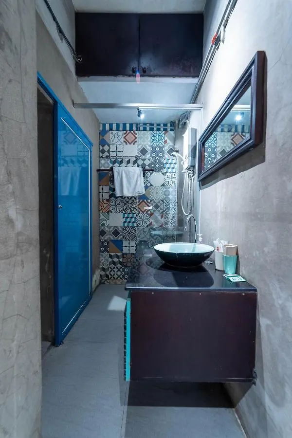 Guest house Stay&Chill - S.1: Ancient Studio Nearby Bui Vien Ho Chi Minh City Vietnam