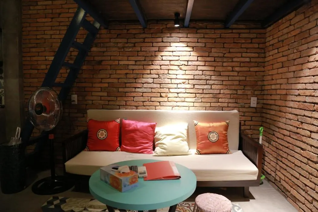 Guest house Stay&Chill - S.1: Ancient Studio Nearby Bui Vien Ho Chi Minh City